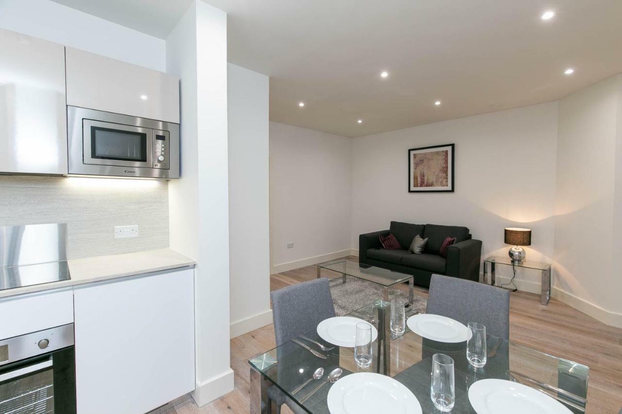 Deluxe Apartments By Heathrow Harmondsworth Екстериор снимка