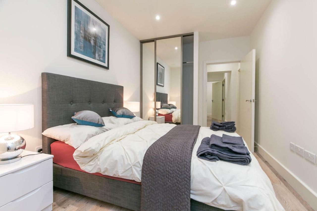 Deluxe Apartments By Heathrow Harmondsworth Екстериор снимка