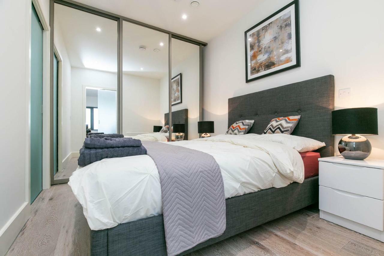 Deluxe Apartments By Heathrow Harmondsworth Екстериор снимка