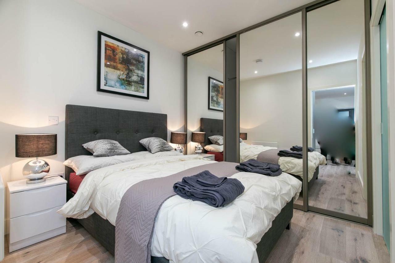 Deluxe Apartments By Heathrow Harmondsworth Екстериор снимка